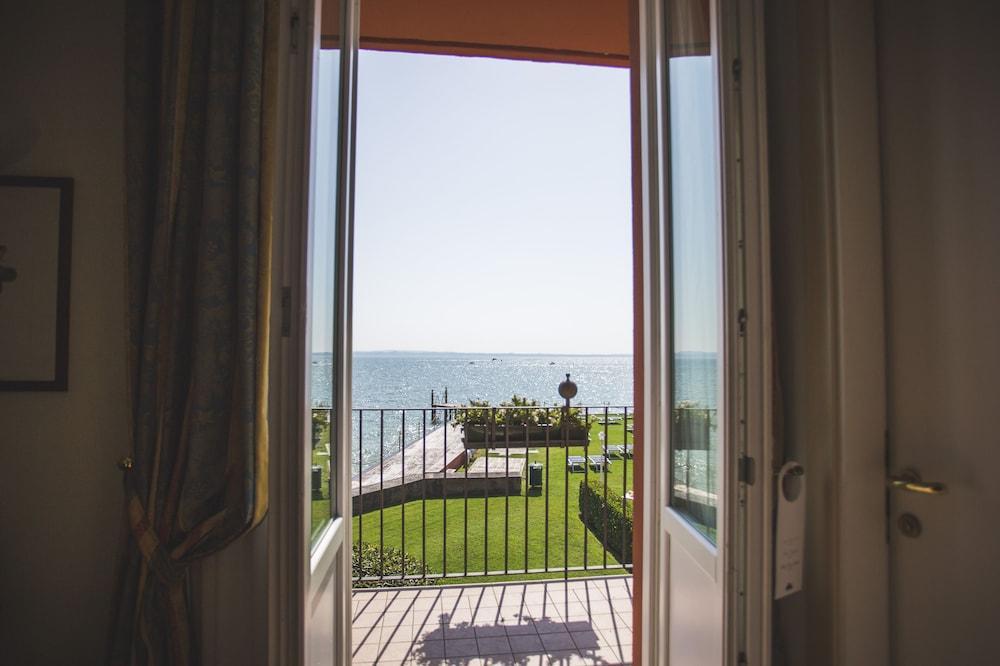 Hotel Fonte Boiola Sirmione Exterior photo